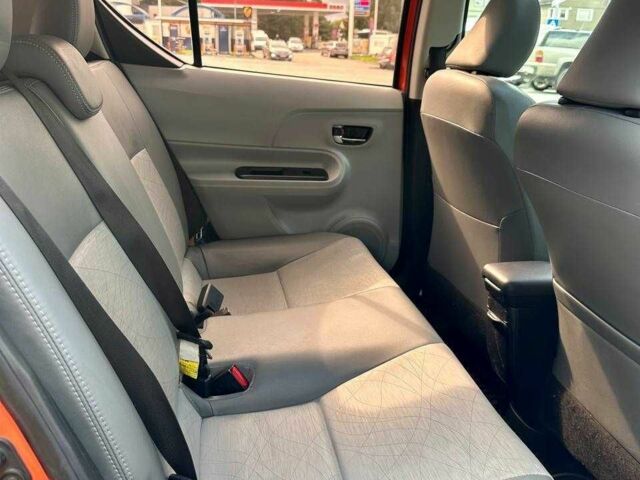 Оранжевый Тойота Приус, объемом двигателя 1.5 л и пробегом 280 тыс. км за 7500 $, фото 5 на Automoto.ua