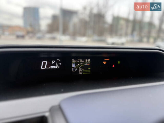 Оранжевый Тойота Приус, объемом двигателя 1.5 л и пробегом 238 тыс. км за 10000 $, фото 7 на Automoto.ua