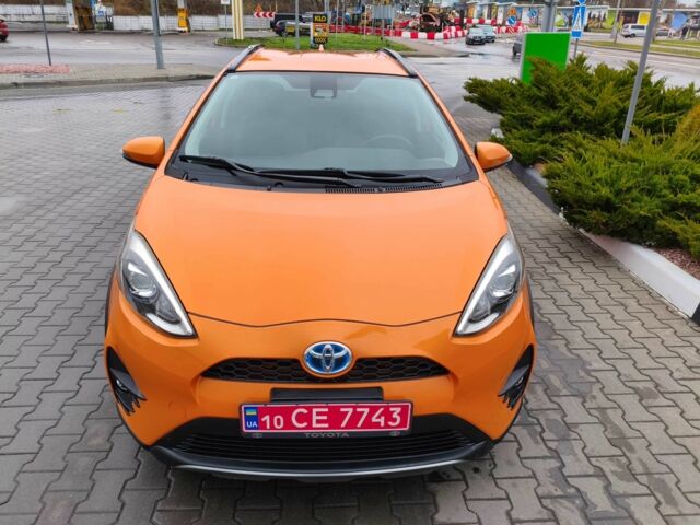 Оранжевый Тойота Приус, объемом двигателя 1.5 л и пробегом 97 тыс. км за 13400 $, фото 6 на Automoto.ua