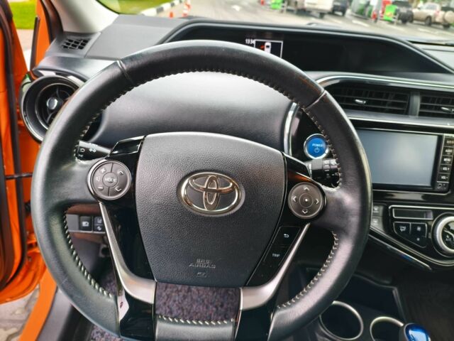 Оранжевый Тойота Приус, объемом двигателя 1.5 л и пробегом 97 тыс. км за 13400 $, фото 14 на Automoto.ua