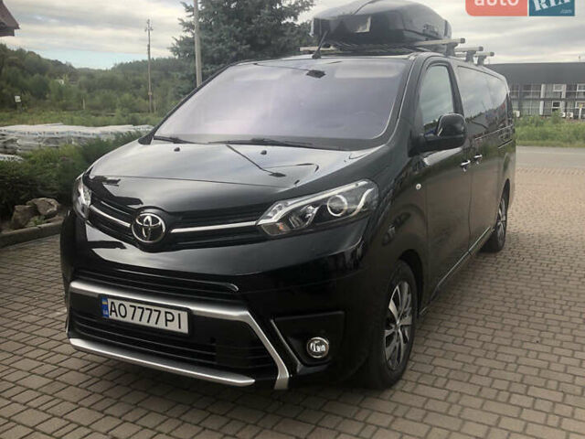 Черный Тойота Proace Verso, объемом двигателя 2 л и пробегом 46 тыс. км за 48500 $, фото 2 на Automoto.ua