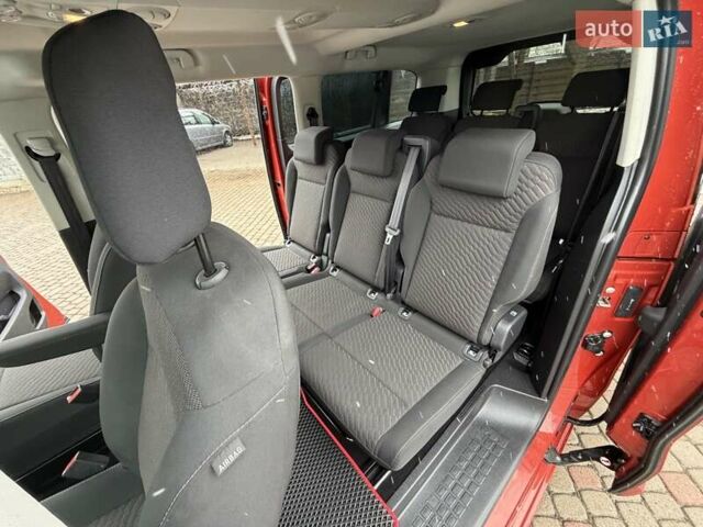 Красный Тойота Proace Verso, объемом двигателя 2 л и пробегом 77 тыс. км за 35800 $, фото 25 на Automoto.ua