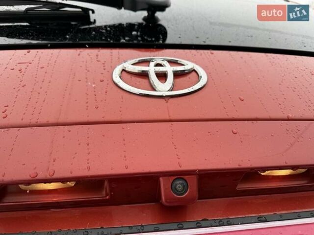 Красный Тойота Proace Verso, объемом двигателя 2 л и пробегом 77 тыс. км за 35800 $, фото 23 на Automoto.ua