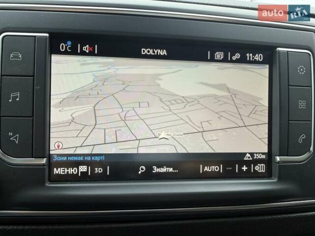 Красный Тойота Proace Verso, объемом двигателя 2 л и пробегом 77 тыс. км за 35800 $, фото 16 на Automoto.ua