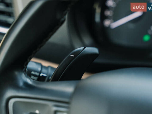 Серый Тойота Proace Verso, объемом двигателя 2 л и пробегом 229 тыс. км за 35000 $, фото 64 на Automoto.ua