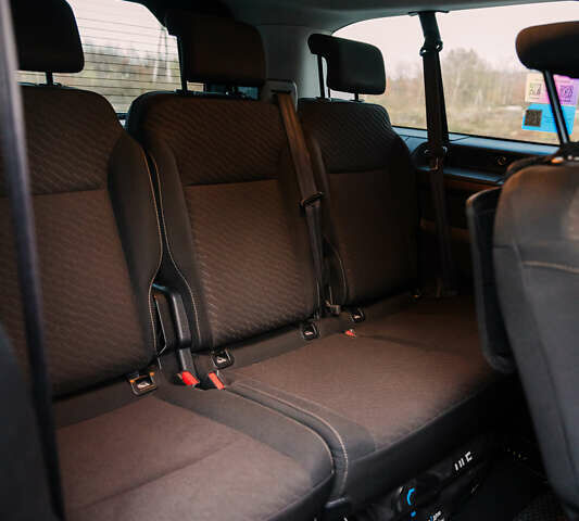 Серый Тойота Proace Verso, объемом двигателя 2 л и пробегом 313 тыс. км за 35000 $, фото 51 на Automoto.ua