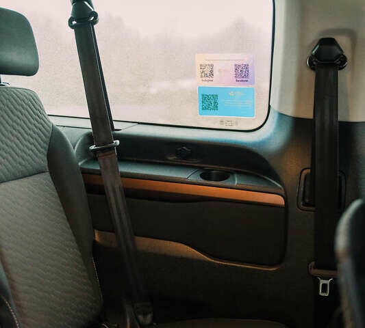 Сірий Тойота Proace Verso, об'ємом двигуна 2 л та пробігом 234 тис. км за 35000 $, фото 49 на Automoto.ua