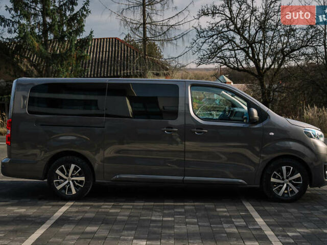 Сірий Тойота Proace Verso, об'ємом двигуна 2 л та пробігом 212 тис. км за 38000 $, фото 6 на Automoto.ua