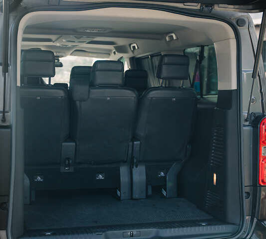 Сірий Тойота Proace Verso, об'ємом двигуна 2 л та пробігом 212 тис. км за 38000 $, фото 26 на Automoto.ua