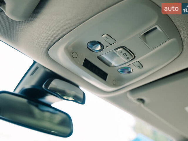 Сірий Тойота Proace Verso, об'ємом двигуна 2 л та пробігом 212 тис. км за 38000 $, фото 37 на Automoto.ua