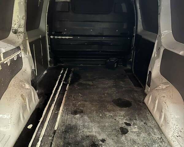 Белый Тойота Proace, объемом двигателя 0 л и пробегом 30 тыс. км за 16950 $, фото 14 на Automoto.ua