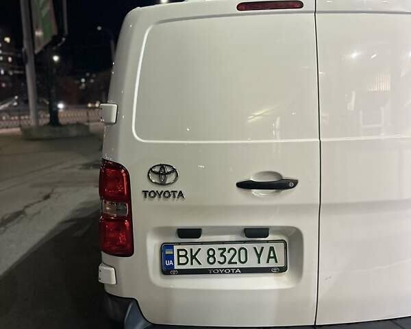 Белый Тойота Proace, объемом двигателя 0 л и пробегом 30 тыс. км за 16950 $, фото 7 на Automoto.ua