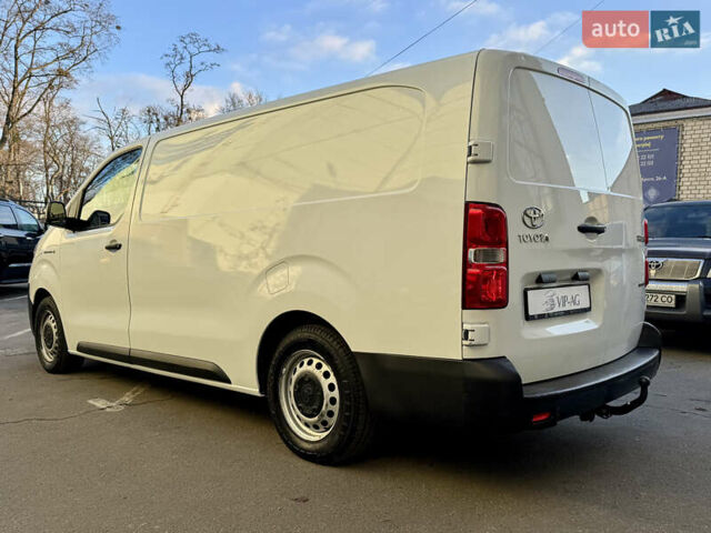 Білий Тойота Proace, об'ємом двигуна 0 л та пробігом 176 тис. км за 18999 $, фото 5 на Automoto.ua