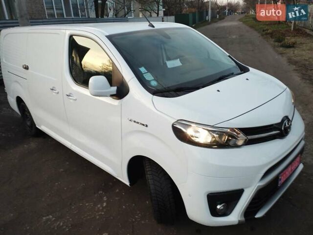 Білий Тойота Proace, об'ємом двигуна 0 л та пробігом 3 тис. км за 32900 $, фото 15 на Automoto.ua