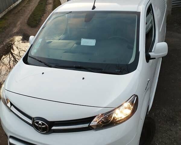 Білий Тойота Proace, об'ємом двигуна 0 л та пробігом 3 тис. км за 32900 $, фото 4 на Automoto.ua