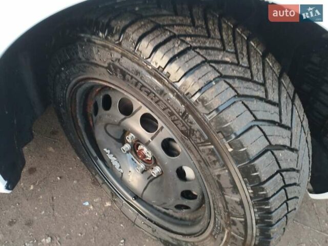 Білий Тойота Proace, об'ємом двигуна 0 л та пробігом 3 тис. км за 32900 $, фото 13 на Automoto.ua