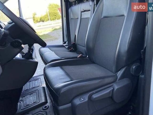 Белый Тойота Proace, объемом двигателя 1.56 л и пробегом 360 тыс. км за 12200 $, фото 21 на Automoto.ua