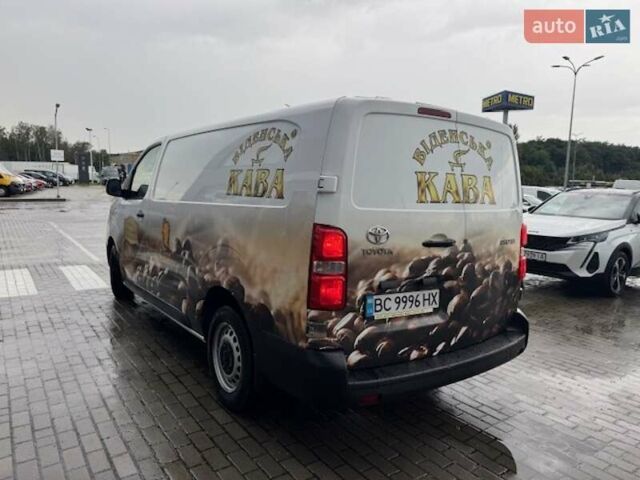 Белый Тойота Proace, объемом двигателя 2 л и пробегом 250 тыс. км за 16999 $, фото 4 на Automoto.ua