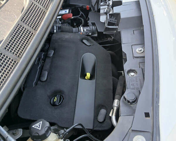 Белый Тойота Proace, объемом двигателя 2 л и пробегом 117 тыс. км за 21999 $, фото 5 на Automoto.ua