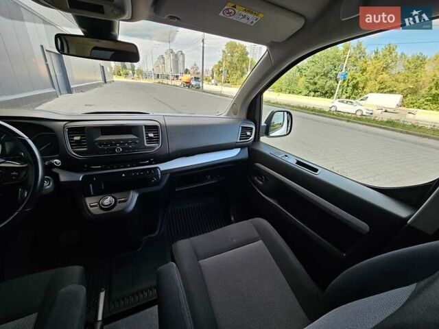 Білий Тойота Proace, об'ємом двигуна 2 л та пробігом 92 тис. км за 29800 $, фото 32 на Automoto.ua