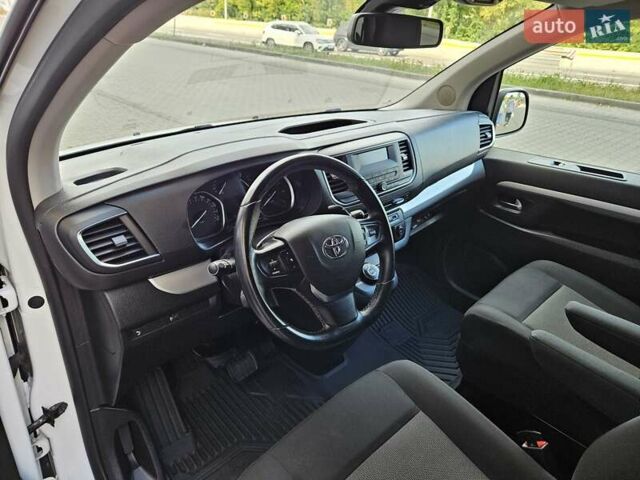 Білий Тойота Proace, об'ємом двигуна 2 л та пробігом 92 тис. км за 29800 $, фото 17 на Automoto.ua