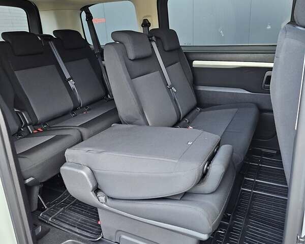 Білий Тойота Proace, об'ємом двигуна 2 л та пробігом 92 тис. км за 29800 $, фото 26 на Automoto.ua