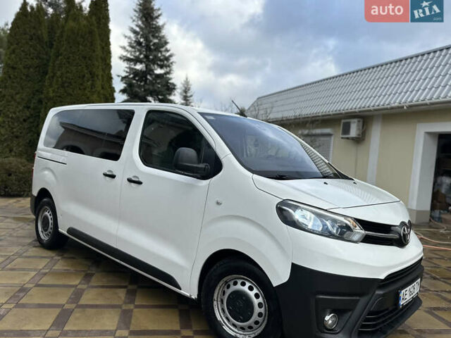 Білий Тойота Proace, об'ємом двигуна 2 л та пробігом 193 тис. км за 23950 $, фото 11 на Automoto.ua