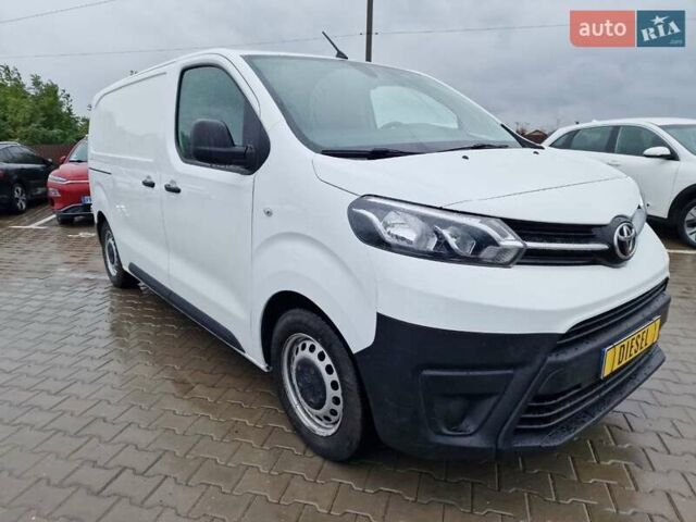 Білий Тойота Proace, об'ємом двигуна 1.5 л та пробігом 275 тис. км за 13300 $, фото 6 на Automoto.ua