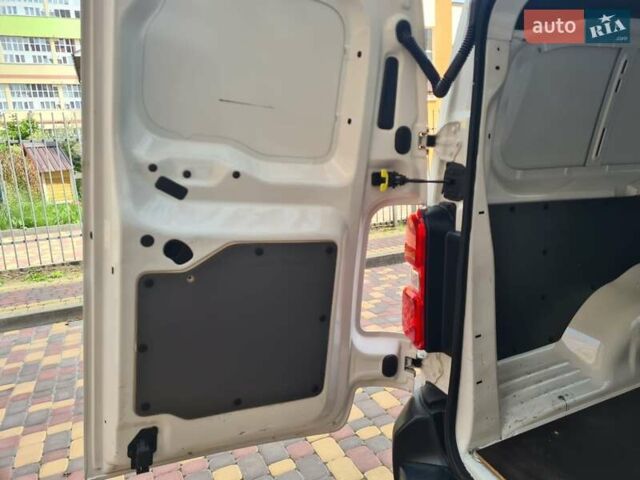 Тойота Proace 2020 у Вінниці на Automoto.ua Білий Тойота Proace, об'ємом двигуна 2 л та пробігом 207 тис. км за 16700 $, фото 23 на Automoto.ua