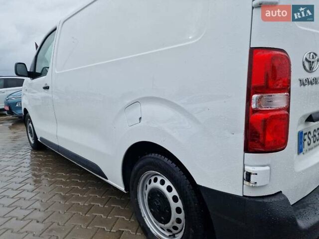 Білий Тойота Proace, об'ємом двигуна 1.5 л та пробігом 275 тис. км за 13300 $, фото 12 на Automoto.ua