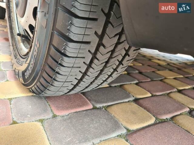 Белый Тойота Proace, объемом двигателя 2 л и пробегом 207 тыс. км за 16700 $, фото 15 на Automoto.ua