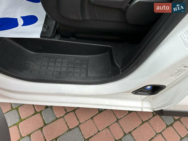 Тойота Proace 2021 у Івано-Франківську на Automoto.ua Білий Тойота Proace, об'ємом двигуна 2 л та пробігом 114 тис. км за 19950 $, фото 116 на Automoto.ua