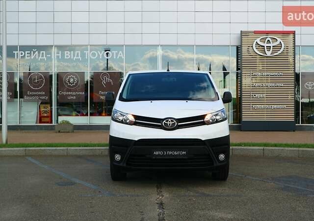 Белый Тойота Proace, объемом двигателя 2 л и пробегом 22 тыс. км за 29383 $, фото 4 на Automoto.ua
