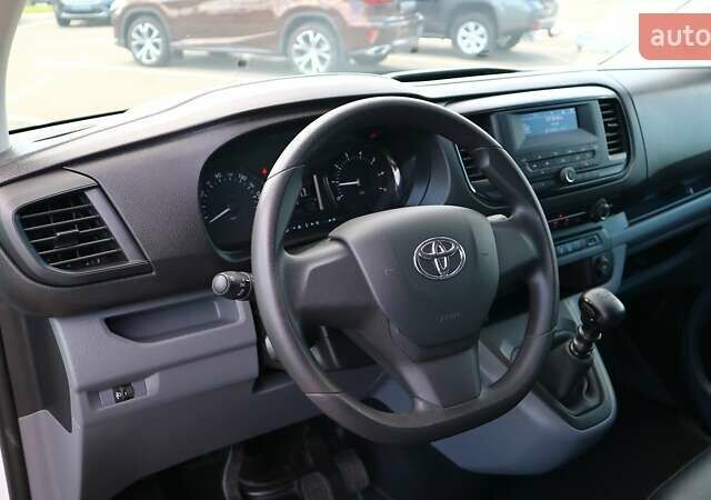 Белый Тойота Proace, объемом двигателя 2 л и пробегом 22 тыс. км за 29383 $, фото 14 на Automoto.ua