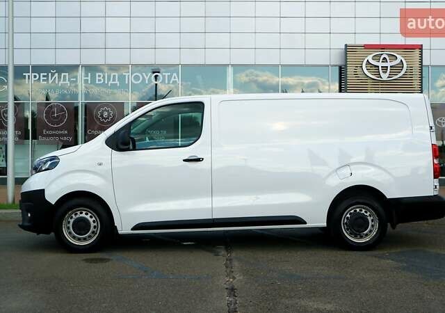 Белый Тойота Proace, объемом двигателя 2 л и пробегом 22 тыс. км за 29383 $, фото 2 на Automoto.ua