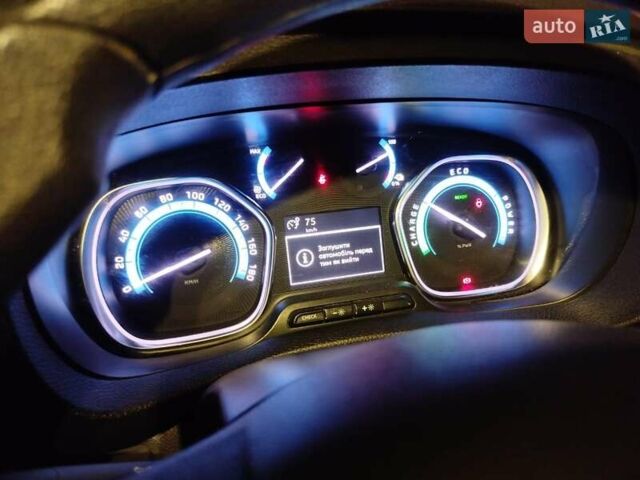 Белый Тойота Proace, объемом двигателя 0 л и пробегом 49 тыс. км за 20900 $, фото 13 на Automoto.ua