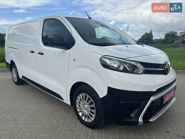Белый Тойота Proace, объемом двигателя 2 л и пробегом 65 тыс. км за 18999 $, фото 4 на Automoto.ua