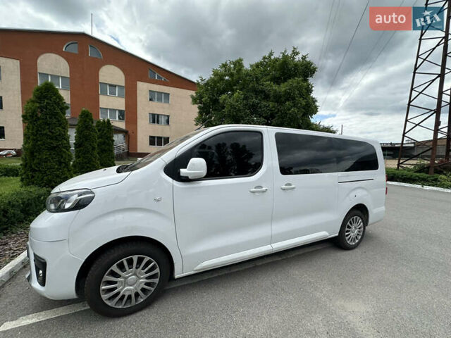 Белый Тойота Proace, объемом двигателя 2 л и пробегом 31 тыс. км за 34500 $, фото 1 на Automoto.ua