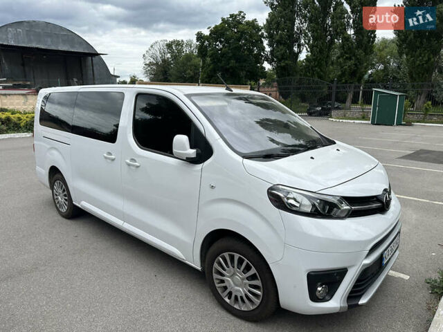 Белый Тойота Proace, объемом двигателя 2 л и пробегом 31 тыс. км за 34500 $, фото 4 на Automoto.ua