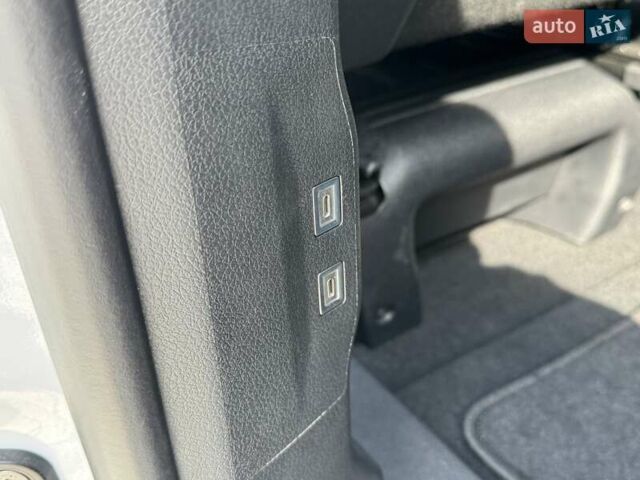 Белый Тойота Proace, объемом двигателя 2 л и пробегом 9 тыс. км за 52000 $, фото 13 на Automoto.ua