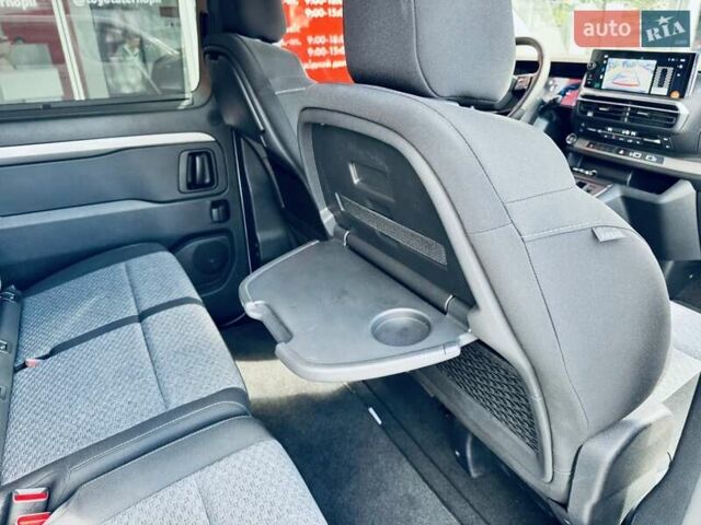 Белый Тойота Proace, объемом двигателя 2 л и пробегом 9 тыс. км за 54990 $, фото 7 на Automoto.ua