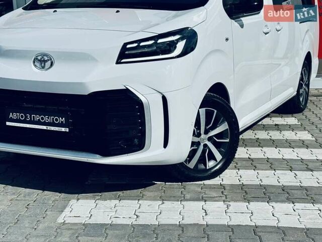 Белый Тойота Proace, объемом двигателя 2 л и пробегом 9 тыс. км за 52000 $, фото 40 на Automoto.ua