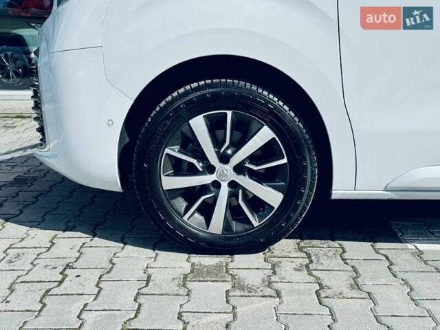 Белый Тойота Proace, объемом двигателя 2 л и пробегом 9 тыс. км за 52000 $, фото 33 на Automoto.ua