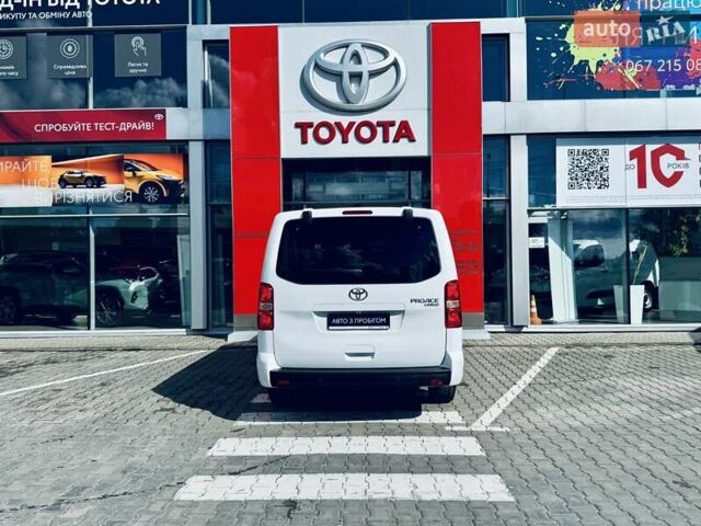 Белый Тойота Proace, объемом двигателя 2 л и пробегом 9 тыс. км за 52000 $, фото 3 на Automoto.ua