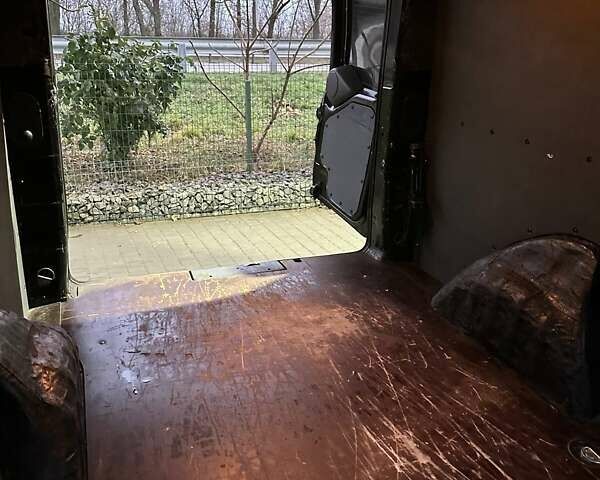 Чорний Тойота Proace, об'ємом двигуна 2.08 л та пробігом 499 тис. км за 11800 $, фото 34 на Automoto.ua