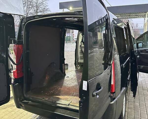 Чорний Тойота Proace, об'ємом двигуна 2.08 л та пробігом 499 тис. км за 11800 $, фото 35 на Automoto.ua