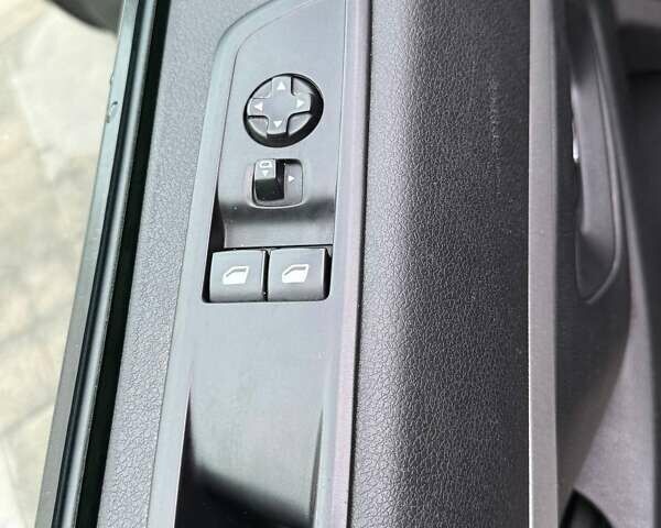 Черный Тойота Proace, объемом двигателя 2 л и пробегом 118 тыс. км за 41500 $, фото 8 на Automoto.ua