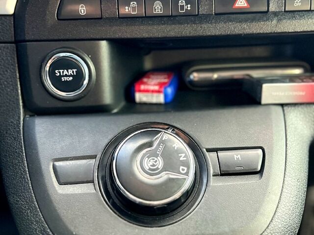 Тойота Proace 2017 в Днепре (Днепропетровске) на Automoto.ua Черный Тойота Proace, объемом двигателя 2 л и пробегом 215 тыс. км за 25800 $, фото 9 на Automoto.ua