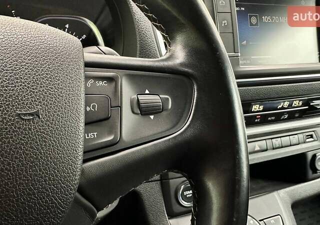 Коричневый Тойота Proace, объемом двигателя 2 л и пробегом 146 тыс. км за 30898 $, фото 14 на Automoto.ua