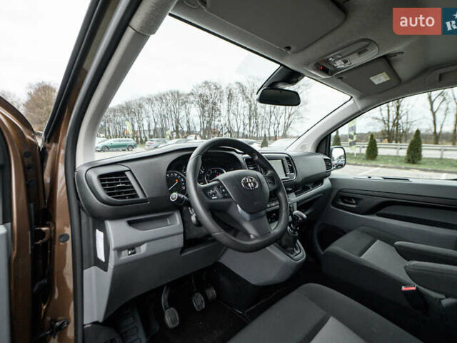Коричневий Тойота Proace, об'ємом двигуна 2 л та пробігом 123 тис. км за 22800 $, фото 26 на Automoto.ua